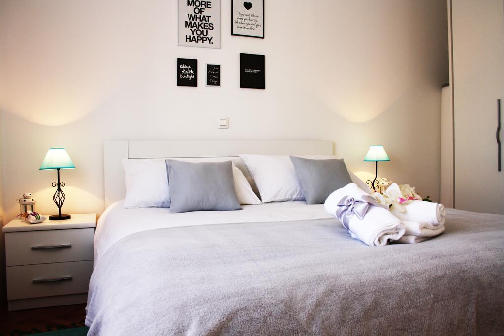 Apartment One Vision Split Rum bild