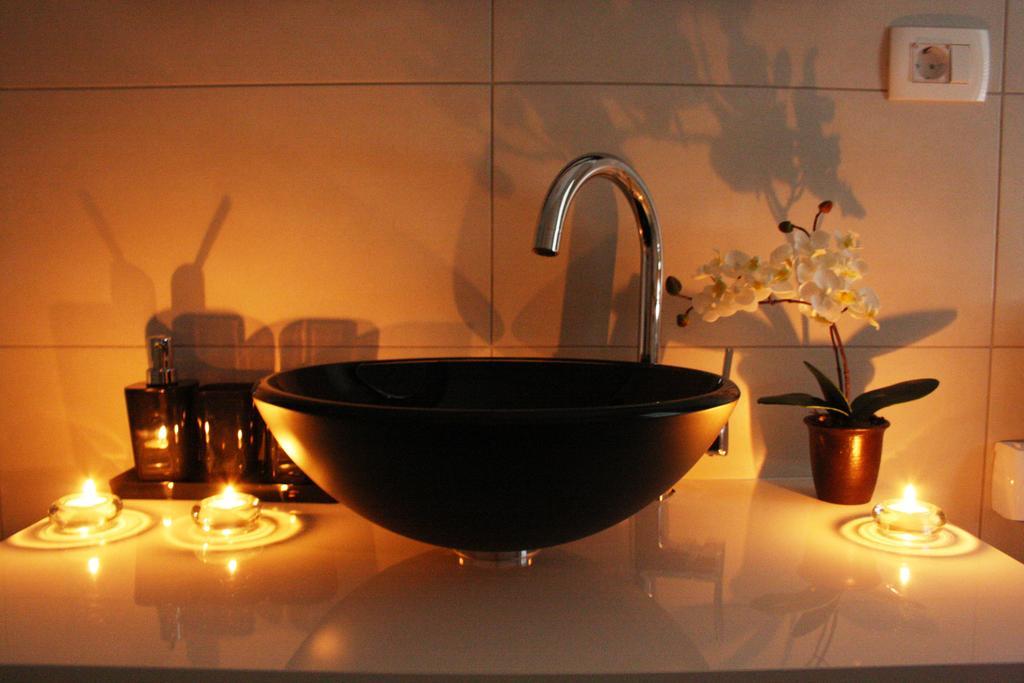 Apartment One Vision Split Rum bild