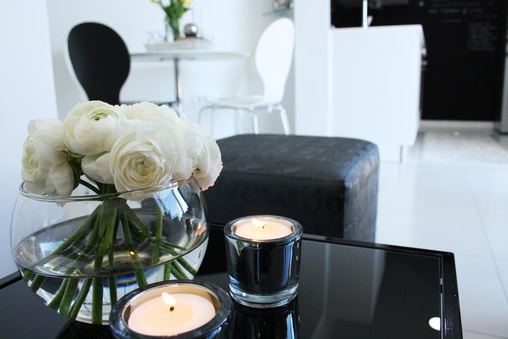 Apartment One Vision Split Rum bild